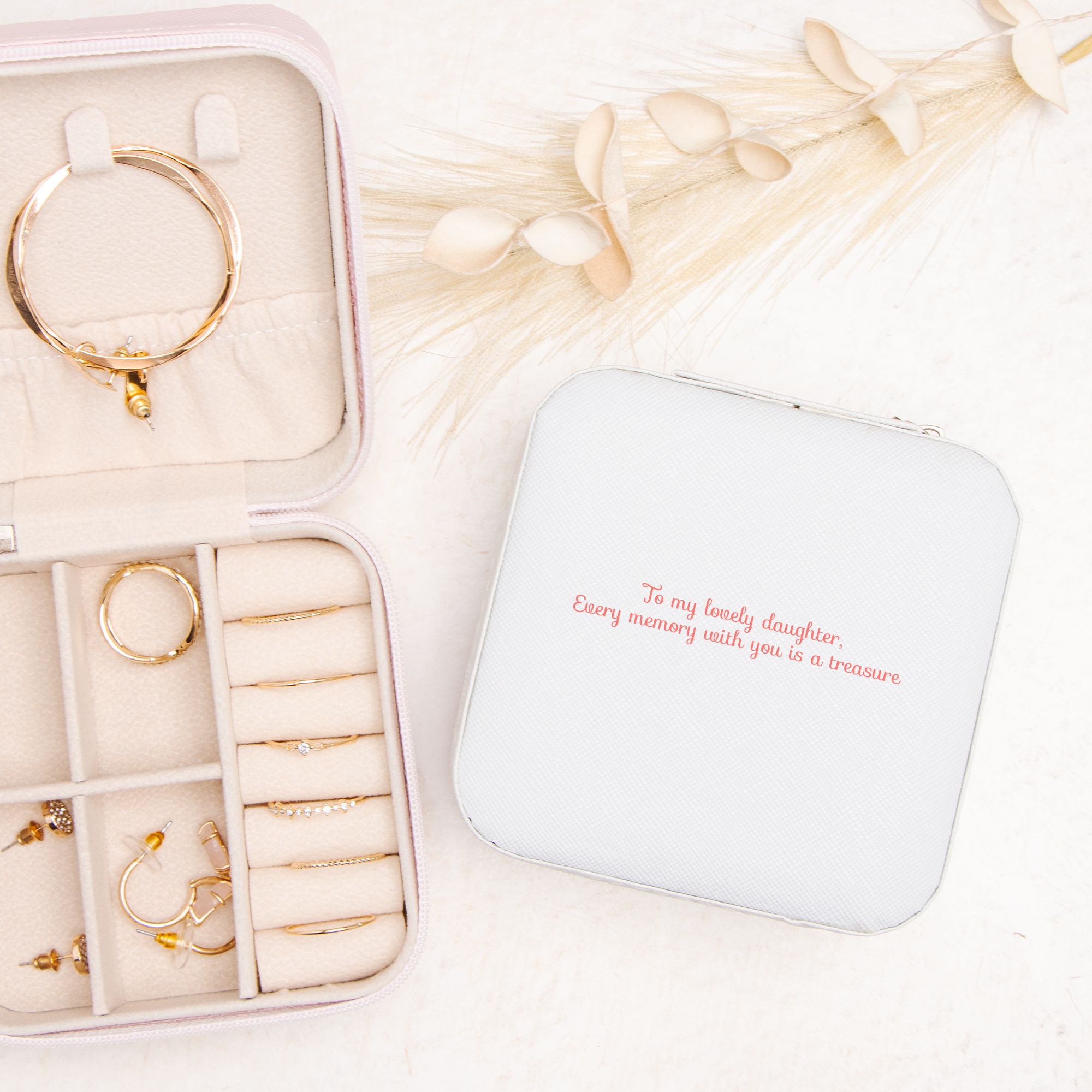 💖 To My Daughter – Jewelry Travel Case | “Every Moment With You Is a Treasure” Gift