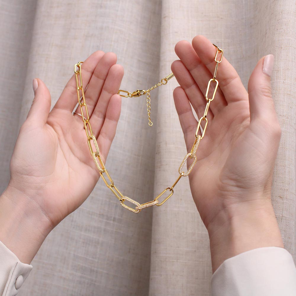 For The Boss Lady – Gold Paperclip Chain Necklace – Empowering Gift for Wife, Girlfriend, or Entrepreneur