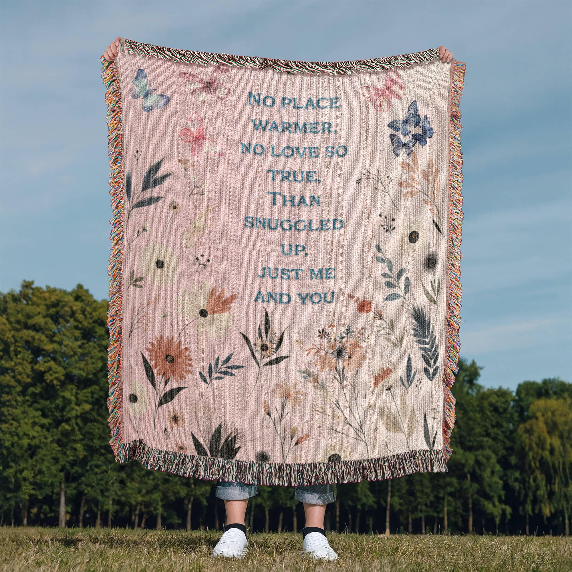 🦋 Family Snuggle Woven Blanket – Heirloom Gift with Touching Poem, Cottage Floral & Butterfly Design