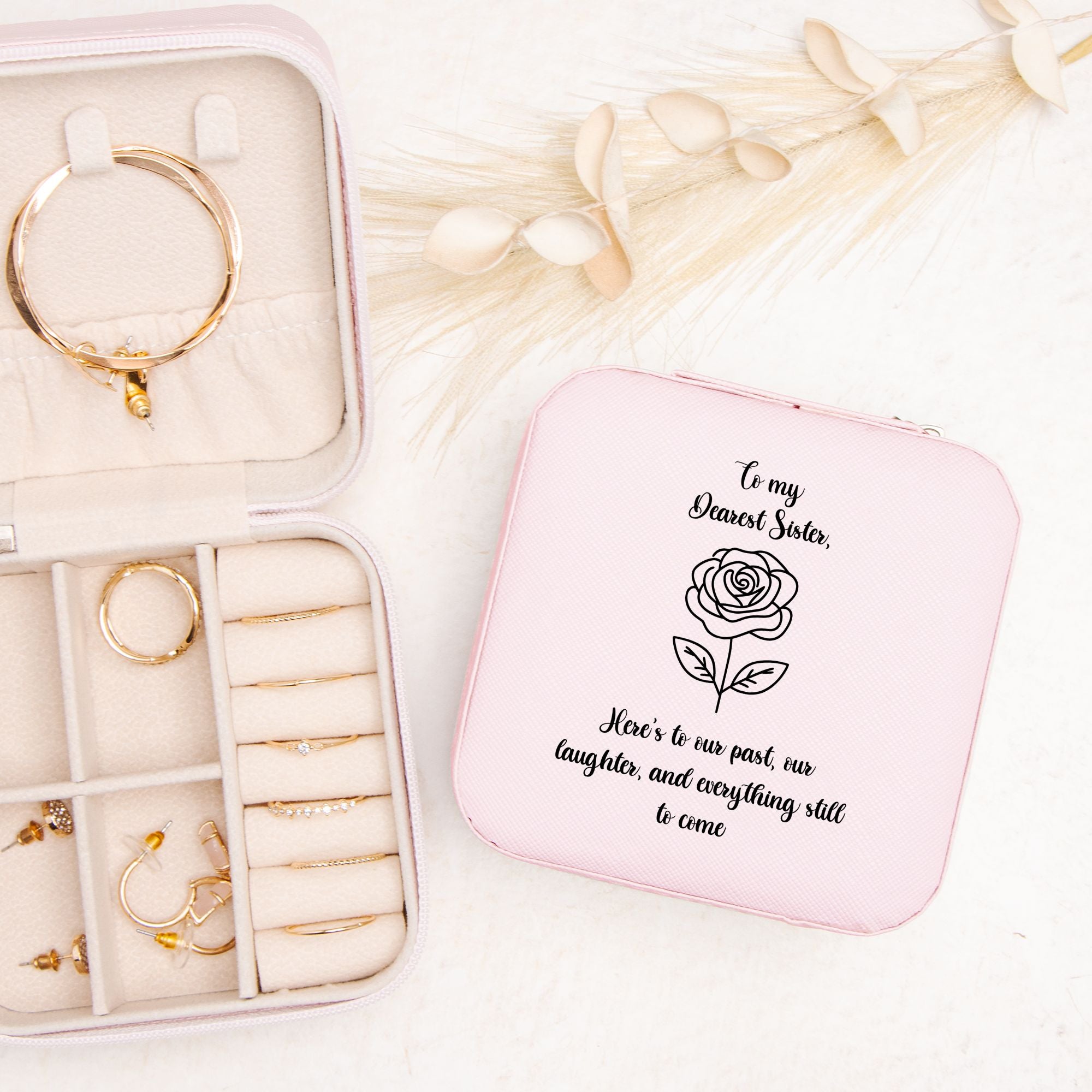 💞 To My Sister – “Here’s to Our Past” Jewelry Travel Case | Compact Faux Leather Organizer