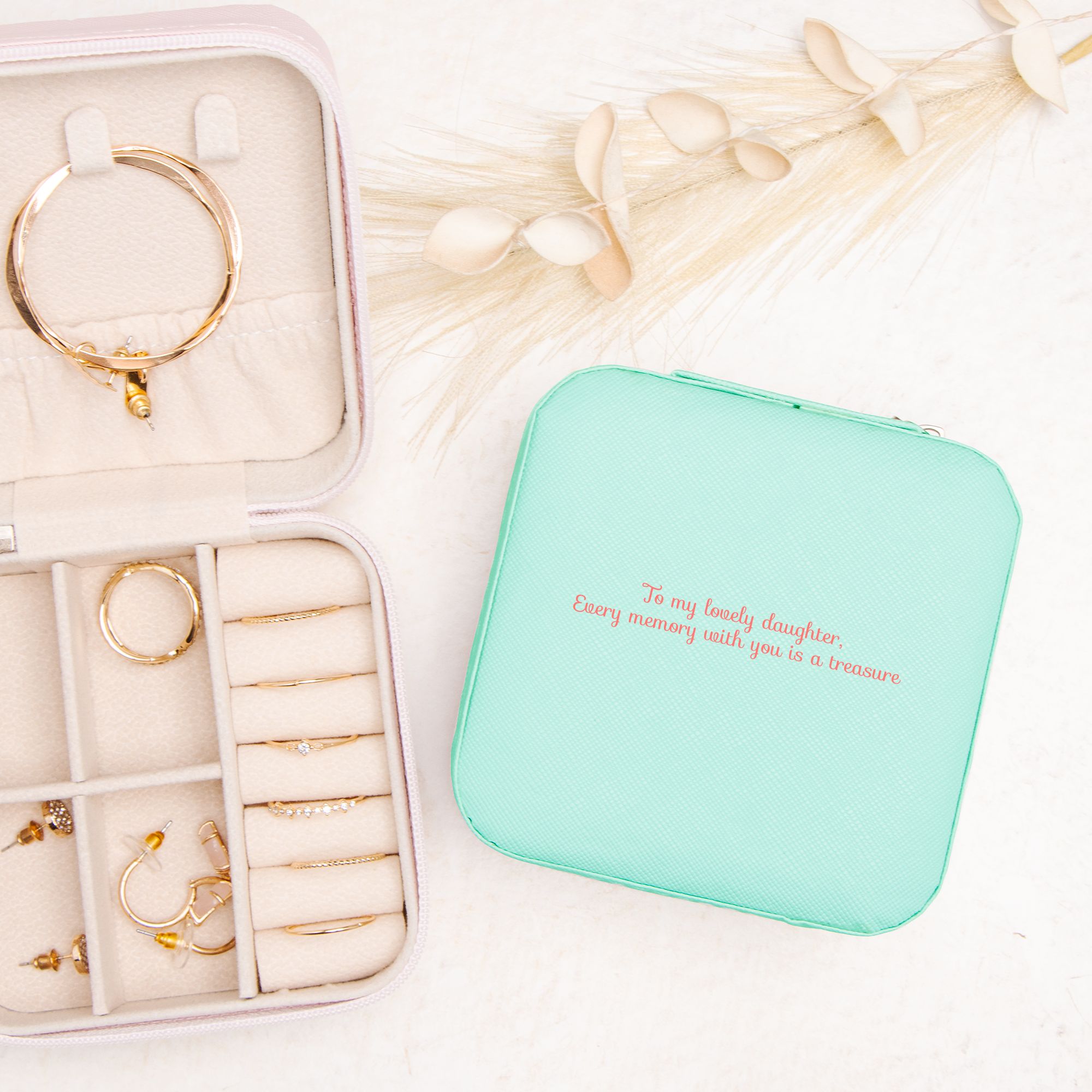 💖 To My Daughter – Jewelry Travel Case | “Every Moment With You Is a Treasure” Gift
