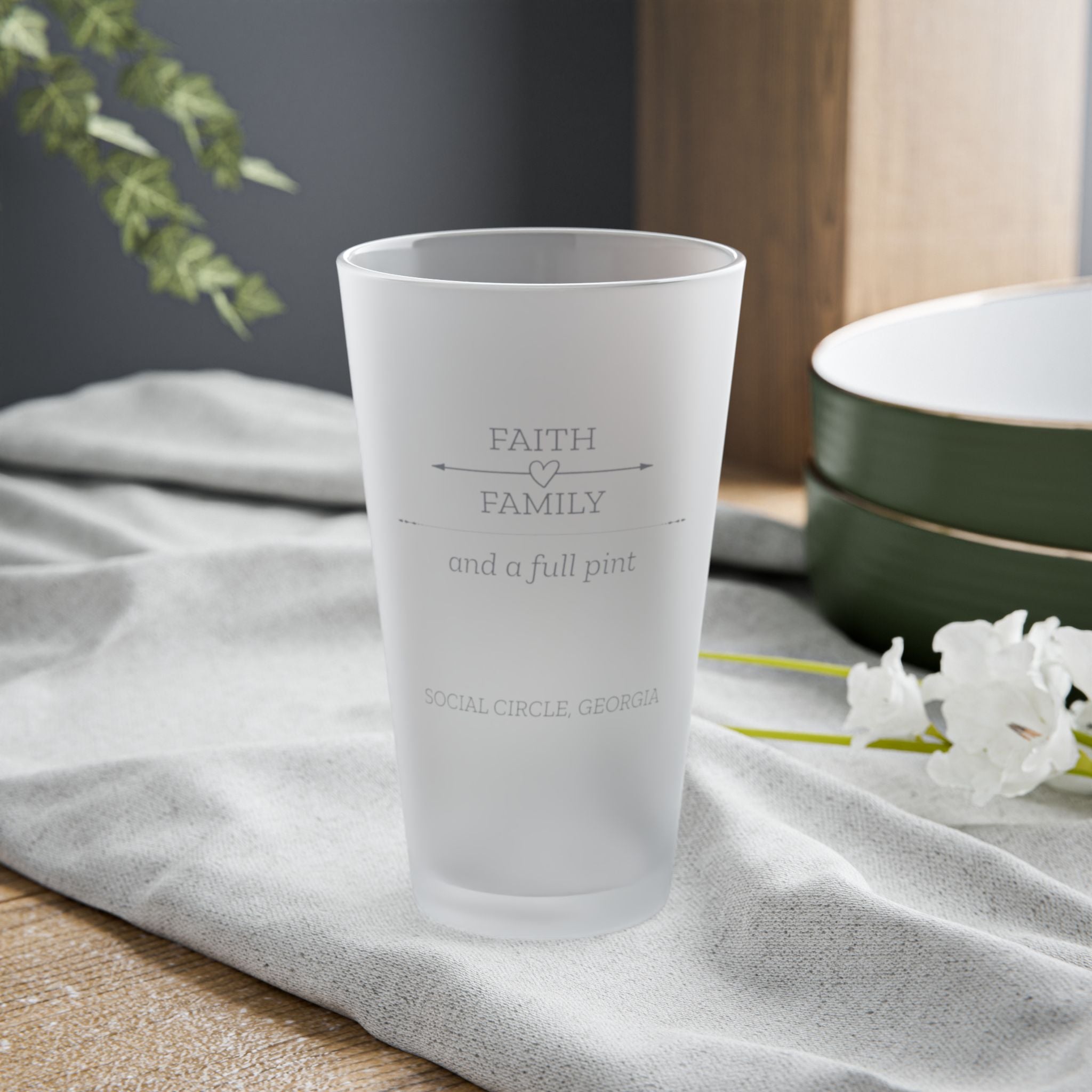 Faith, Family, and a Full Pint – Personalized Frosted Pint Glass | Rustic Christian Gift for Dad, Grandpa, Husband | Sentimental Barware, 16oz