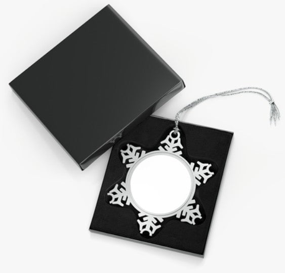 Personalized Pet Photo Snowflake Ornament – Custom Pewter Keepsake with Name, Holiday Wreath Design, Pet Memorial or Christmas Gift