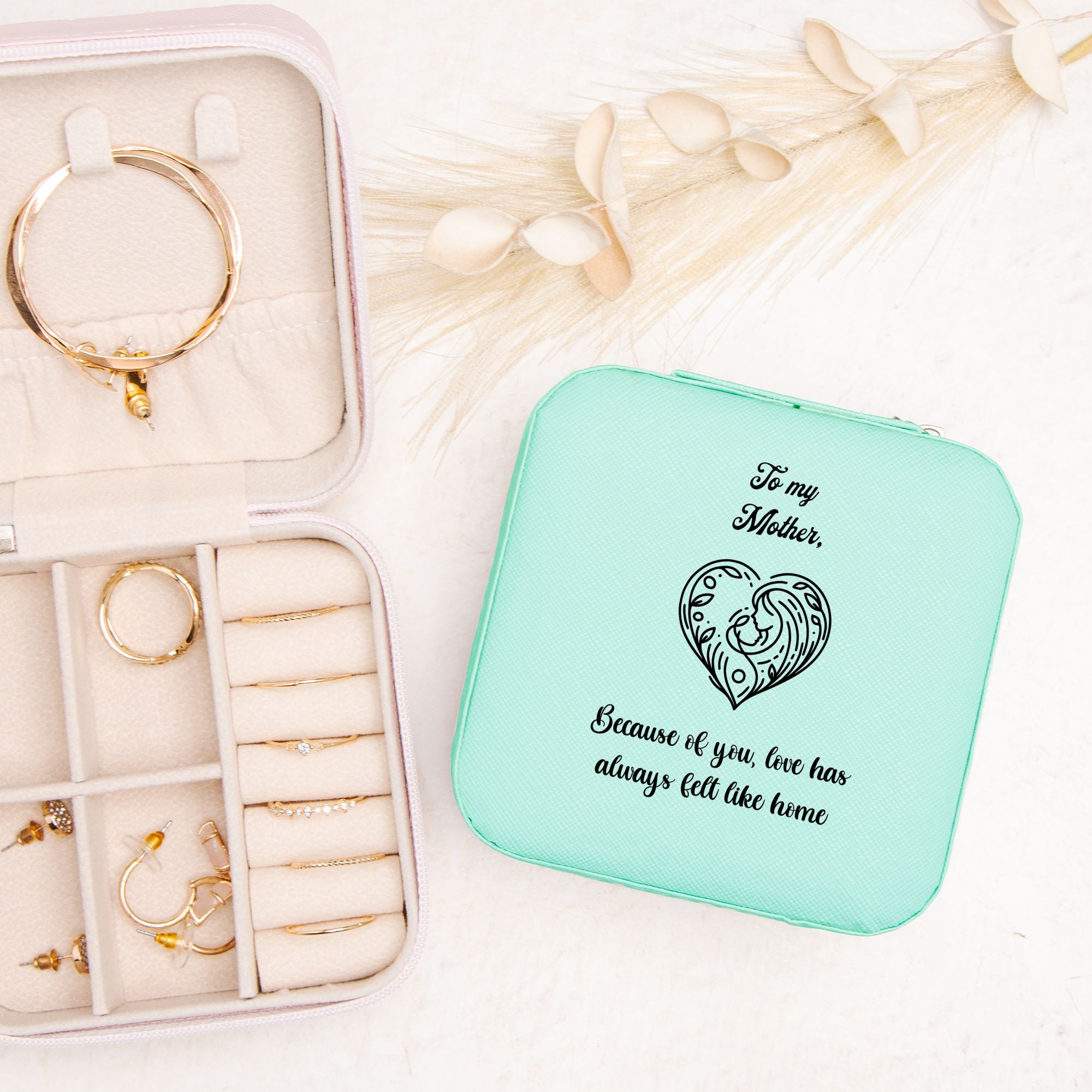 🌷 To My Mother – “Love Has Always Felt Like Home” Jewelry Travel Case | Sentimental Faux Leather Organizer